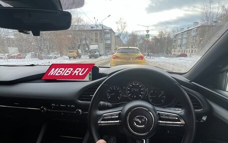 Mazda 3, 2020 год, 1 600 000 рублей, 6 фотография