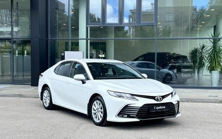 Toyota Camry, 2022 год, 3 190 000 рублей, 3 фотография