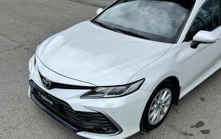 Toyota Camry, 2022 год, 3 190 000 рублей, 11 фотография