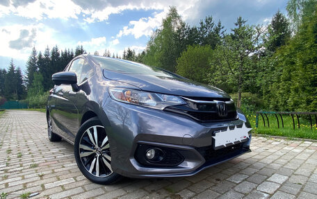 Honda Fit III, 2020 год, 1 650 000 рублей, 2 фотография