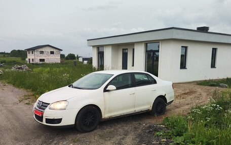 Volkswagen Jetta VI, 2009 год, 490 000 рублей, 2 фотография