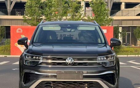 Volkswagen Tharu, 2022 год, 1 900 000 рублей, 2 фотография