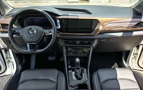 Volkswagen Tharu, 2022 год, 2 100 000 рублей, 9 фотография