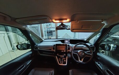 Nissan Serena IV, 2016 год, 1 400 000 рублей, 11 фотография