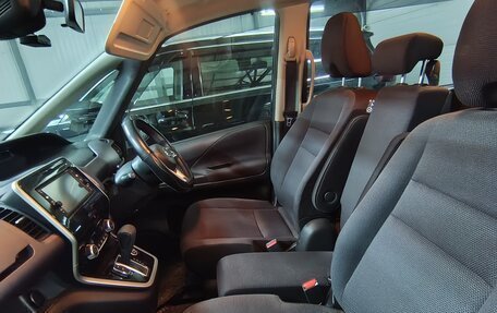 Nissan Serena IV, 2016 год, 1 400 000 рублей, 10 фотография