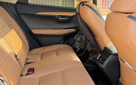 Lexus NX I, 2015 год, 2 400 000 рублей, 3 фотография