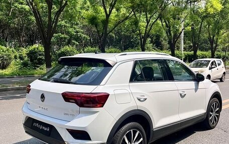 Volkswagen T-Roc I, 2022 год, 1 620 000 рублей, 4 фотография