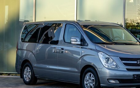 Hyundai Grand Starex Grand Starex I рестайлинг 2, 2013 год, 1 895 000 рублей, 7 фотография
