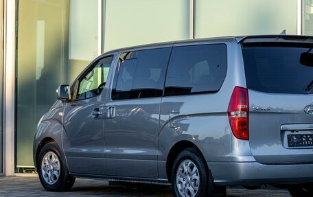 Hyundai Grand Starex Grand Starex I рестайлинг 2, 2013 год, 1 895 000 рублей, 9 фотография