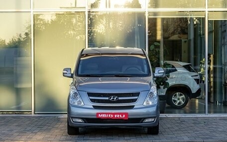 Hyundai Grand Starex Grand Starex I рестайлинг 2, 2013 год, 1 895 000 рублей, 2 фотография