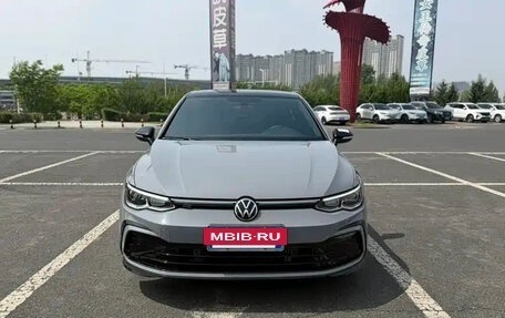 Volkswagen Golf VIII, 2023 год, 2 232 000 рублей, 2 фотография