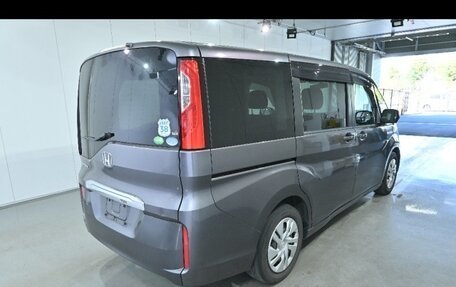 Honda Stepwgn IV, 2016 год, 1 095 000 рублей, 3 фотография