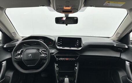Peugeot 2008 II, 2022 год, 1 426 000 рублей, 7 фотография