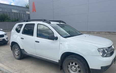 Renault Duster I рестайлинг, 2018 год, 1 000 000 рублей, 4 фотография