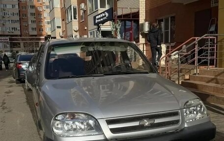 Chevrolet Niva I рестайлинг, 2006 год, 390 000 рублей, 3 фотография