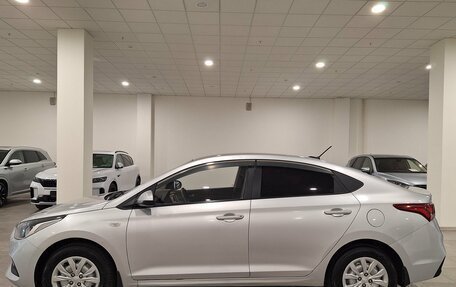 Hyundai Solaris II рестайлинг, 2017 год, 899 000 рублей, 3 фотография