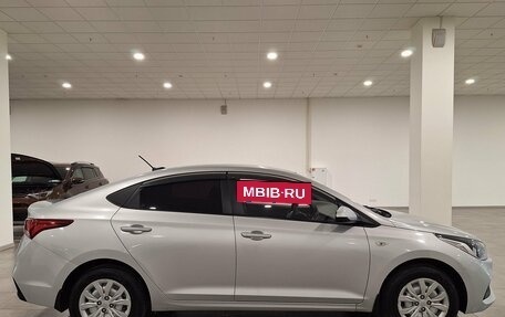 Hyundai Solaris II рестайлинг, 2017 год, 899 000 рублей, 4 фотография