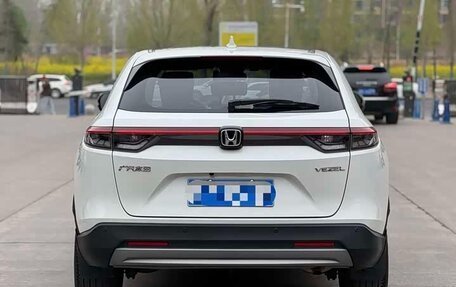 Honda Vezel, 2023 год, 1 829 000 рублей, 6 фотография