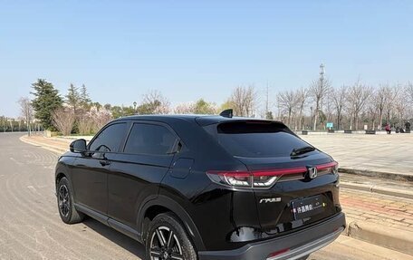 Honda Vezel, 2023 год, 1 775 000 рублей, 4 фотография