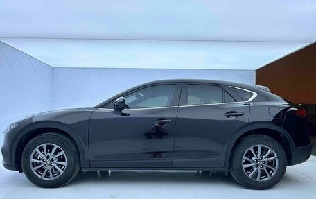 Mazda CX-4, 2022 год, 1 875 000 рублей, 7 фотография