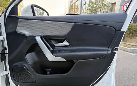 Mercedes-Benz A-Класс, 2021 год, 1 495 000 рублей, 12 фотография