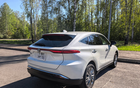 Toyota Harrier, 2021 год, 4 300 000 рублей, 3 фотография