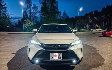 Toyota Harrier, 2021 год, 4 300 000 рублей, 13 фотография