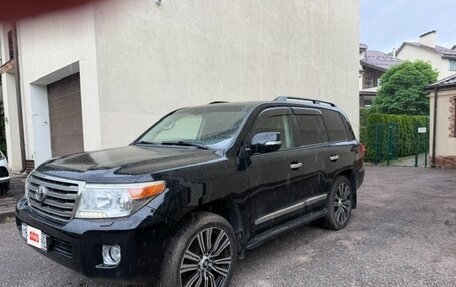 Toyota Land Cruiser 200, 2012 год, 3 050 000 рублей, 3 фотография