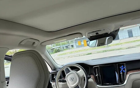 Volvo S60 III, 2021 год, 2 710 600 рублей, 5 фотография