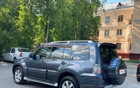 Mitsubishi Pajero IV, 2008 год, 1 590 000 рублей, 10 фотография