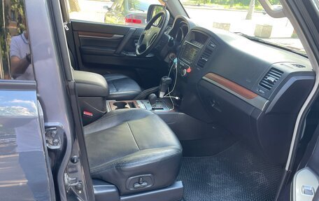 Mitsubishi Pajero IV, 2008 год, 1 590 000 рублей, 18 фотография