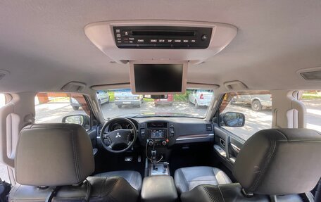 Mitsubishi Pajero IV, 2008 год, 1 590 000 рублей, 23 фотография