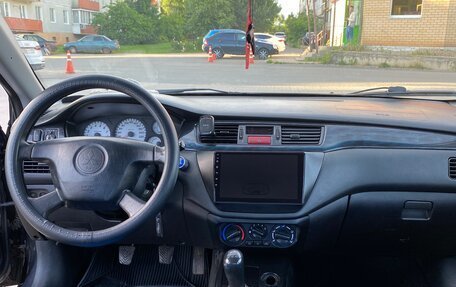 Mitsubishi Lancer IX, 2003 год, 300 000 рублей, 7 фотография