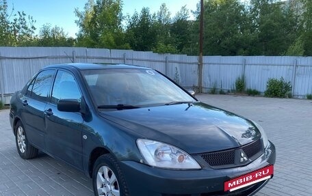 Mitsubishi Lancer IX, 2003 год, 300 000 рублей, 3 фотография