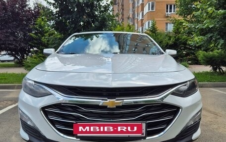 Chevrolet Malibu IX, 2019 год, 1 380 000 рублей, 3 фотография