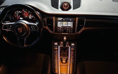 Porsche Macan I рестайлинг, 2014 год, 2 400 000 рублей, 6 фотография