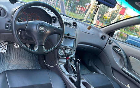 Toyota Celica VII рестайлинг, 2001 год, 800 000 рублей, 9 фотография
