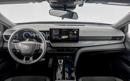 Toyota Camry, 2025 год, 5 000 000 рублей, 10 фотография