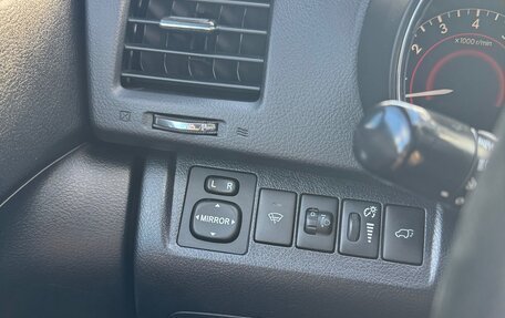 Toyota Highlander III, 2011 год, 1 800 000 рублей, 21 фотография