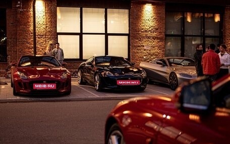 Jaguar F-Type I рестайлинг 2, 2017 год, 4 800 000 рублей, 4 фотография