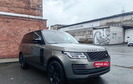 Land Rover Range Rover IV рестайлинг, 2018 год, 5 800 000 рублей, 3 фотография