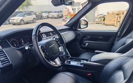 Land Rover Range Rover IV рестайлинг, 2018 год, 5 800 000 рублей, 9 фотография