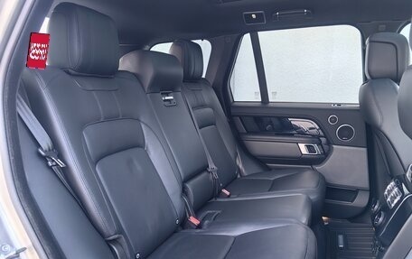 Land Rover Range Rover IV рестайлинг, 2018 год, 5 800 000 рублей, 17 фотография