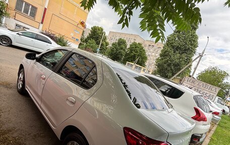 Renault Logan II, 2018 год, 530 000 рублей, 3 фотография