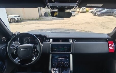 Land Rover Range Rover IV рестайлинг, 2018 год, 5 800 000 рублей, 25 фотография