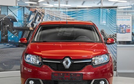 Renault Sandero II рестайлинг, 2015 год, 649 000 рублей, 2 фотография