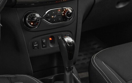 Renault Sandero II рестайлинг, 2015 год, 649 000 рублей, 12 фотография