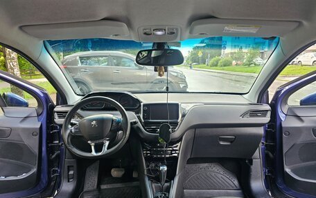 Peugeot 208 II, 2013 год, 760 000 рублей, 6 фотография