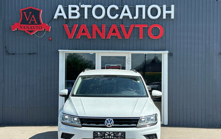 Volkswagen Tiguan II, 2019 год, 2 750 000 рублей, 2 фотография
