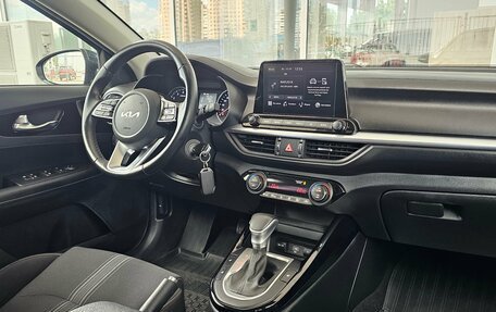 KIA Cerato IV, 2021 год, 2 300 000 рублей, 5 фотография